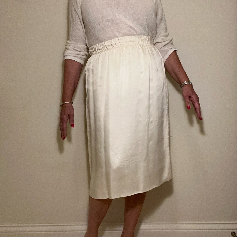 LAST CHANCE!Elegant Cream Skirt by PJ Lindbergh